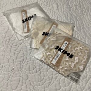 NEW Skims 3 pack Large Thong